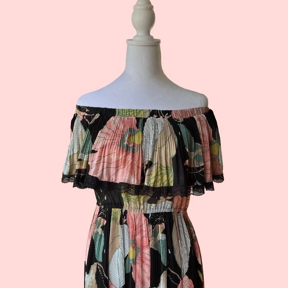 Beulah Style Black Floral Off Shoulder Full Length Maxi Dress Size M/L - Picture 3 of 12